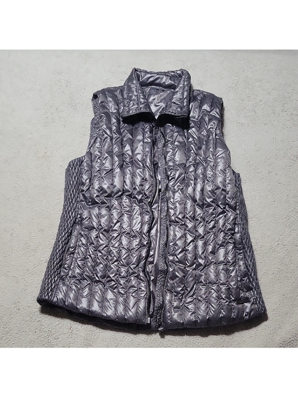 Calvin Klein Quilted Sleeveless Puffer Vest - Gray